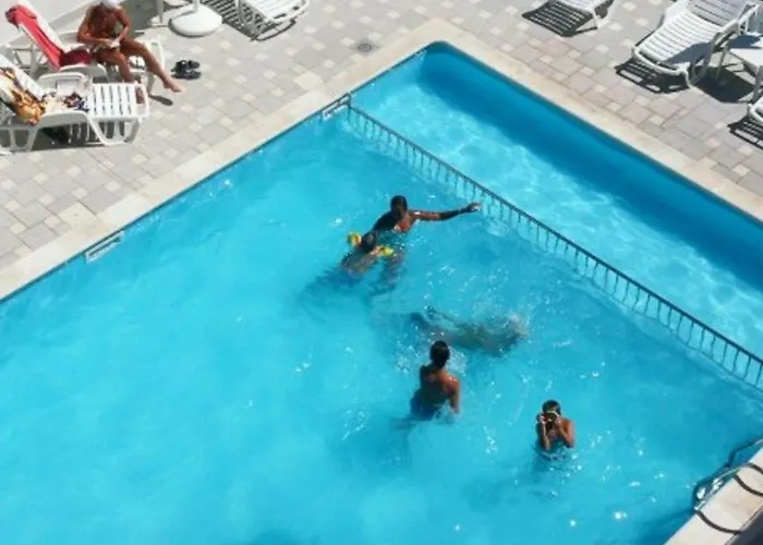 Апартаменты Residenz Regent Living Fuer 4 Personen